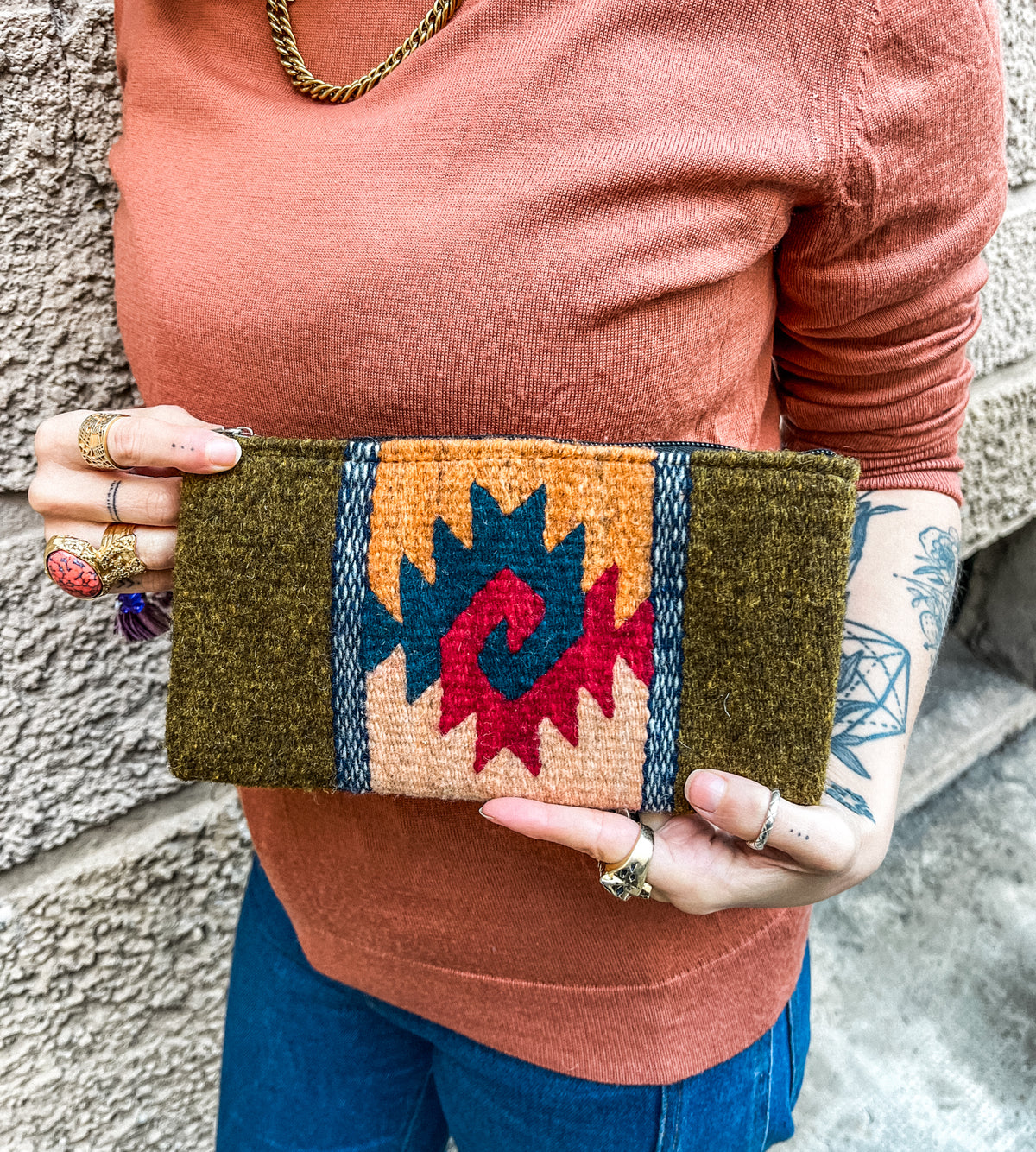 pochette di lana fatta a mano al telaio artigianato messico